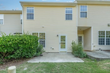 956 Shining Wire Way, Morrisville, NC 27560
