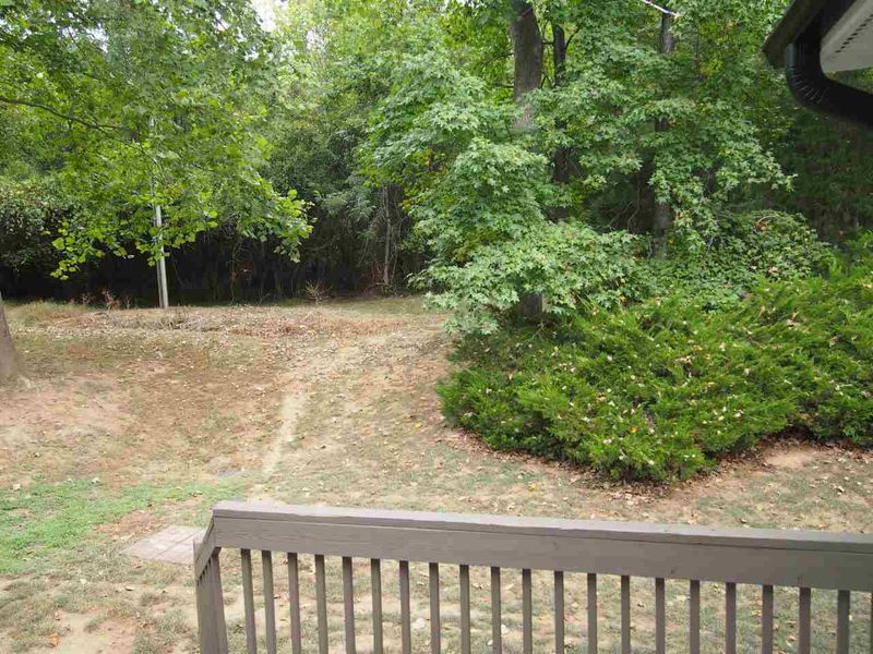956 St Catherines Dr, Wake Forest, NC 27587