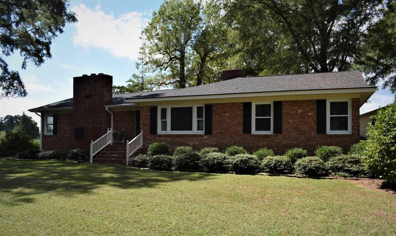 9565 Nc 39 Hw, Middlesex, NC 27557
