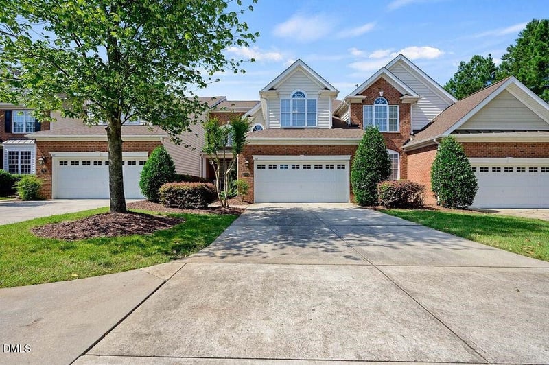 9569 Brookchase Dr, Raleigh, NC 27617