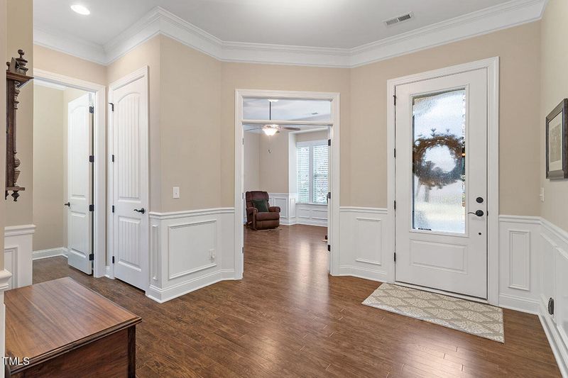 957 Mere Oak Dr, Raleigh, NC 27615