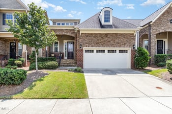 957 Regency Cottage Pl, Cary, NC 27518