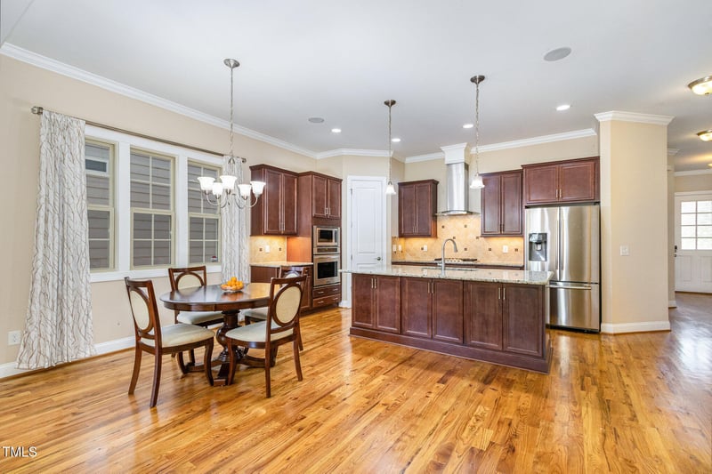 957 Regency Cottage Pl, Cary, NC 27518