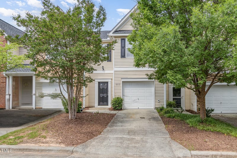 958 Shining Wire Way, Morrisville, NC 27560