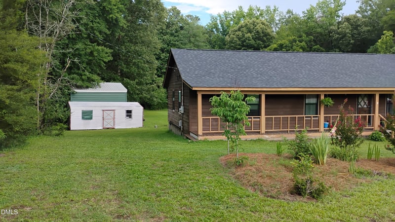 959 Cheves Rd, Zebulon, NC 27597