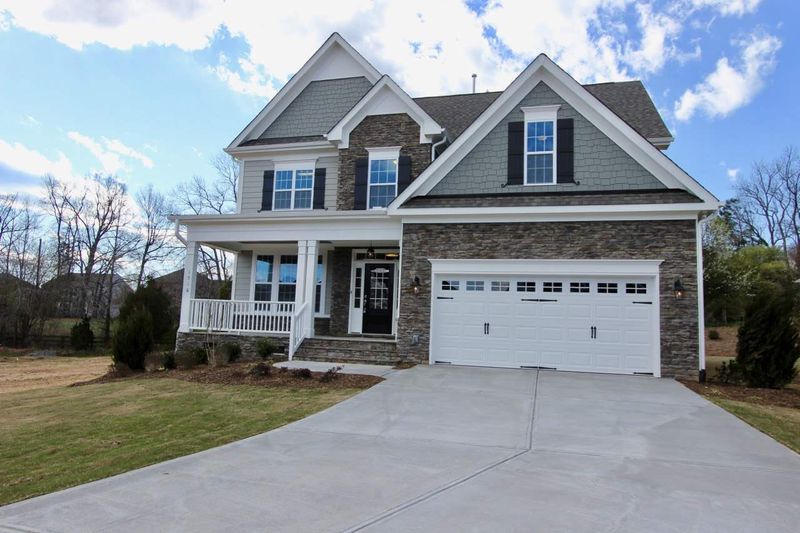 96 Bowhill Dr, Clayton, NC 27527