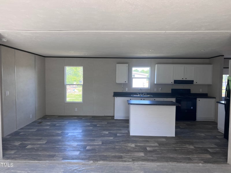 96 Church Rd, Benson, NC 27504