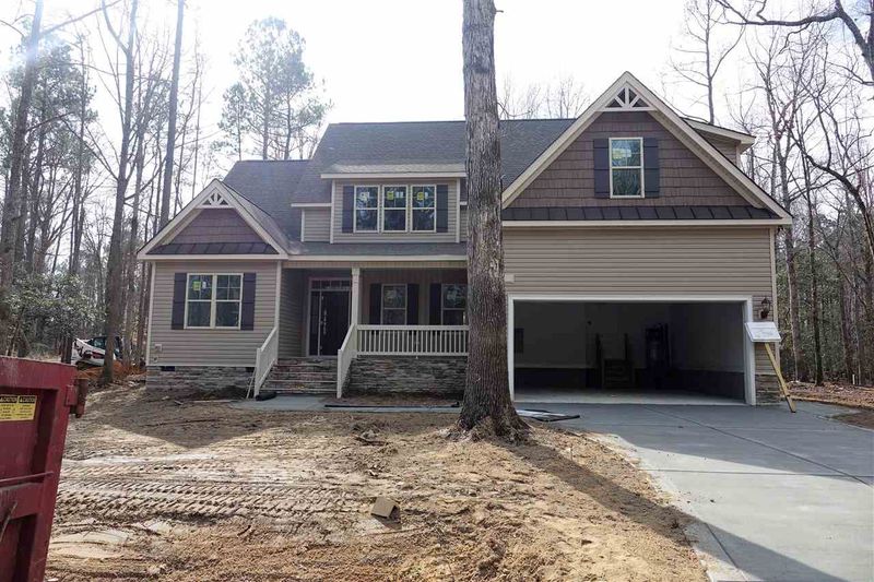 96 Farmall Dr, Smithfield, NC 27577