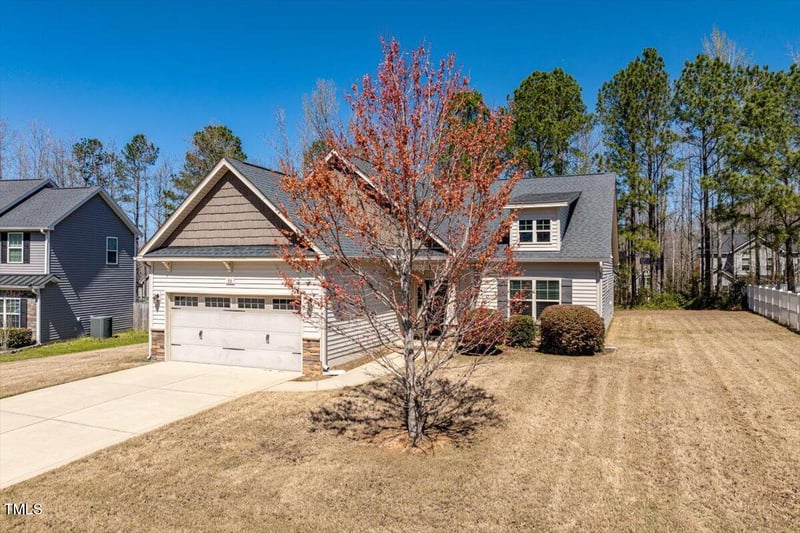 96 Foxtail Ct, Clayton, NC 27520