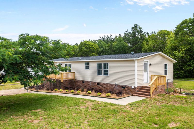 96 Gibbs Rd, Lillington, NC 27546