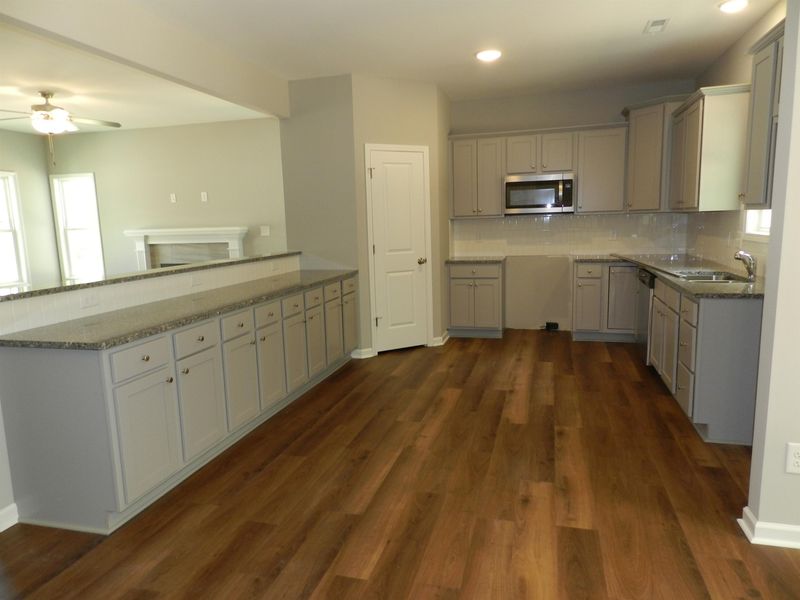 96 Hiddenbrook Ct, Angier, NC 27501