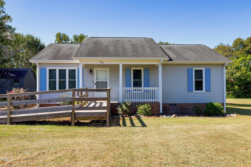 96 Homestead Dr, Selma, NC 27576