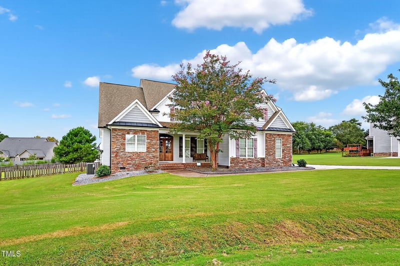 96 Jackson Ridge Ct, Willow Springs, NC 27592