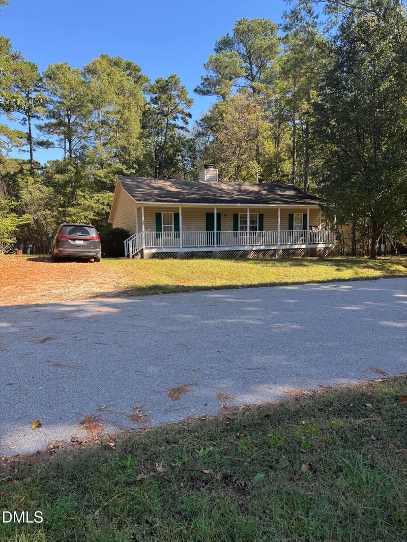 96 Madeline Ct, Youngsville, NC 27596