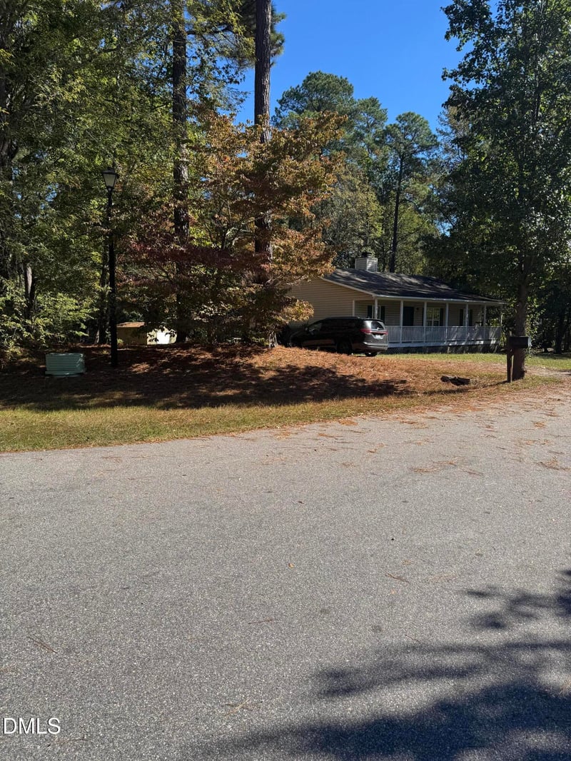 96 Madeline Ct, Youngsville, NC 27596