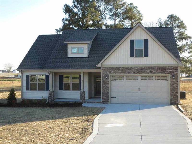 96 Mann Rd, Coats, NC 27521