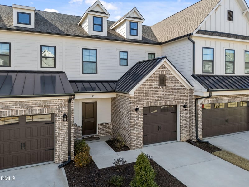 96 Periwinkle Pl, Clayton, NC 27527