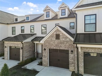 96 Periwinkle Pl, Clayton, NC 27527