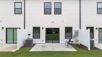 96 Periwinkle Pl, Clayton, NC 27527