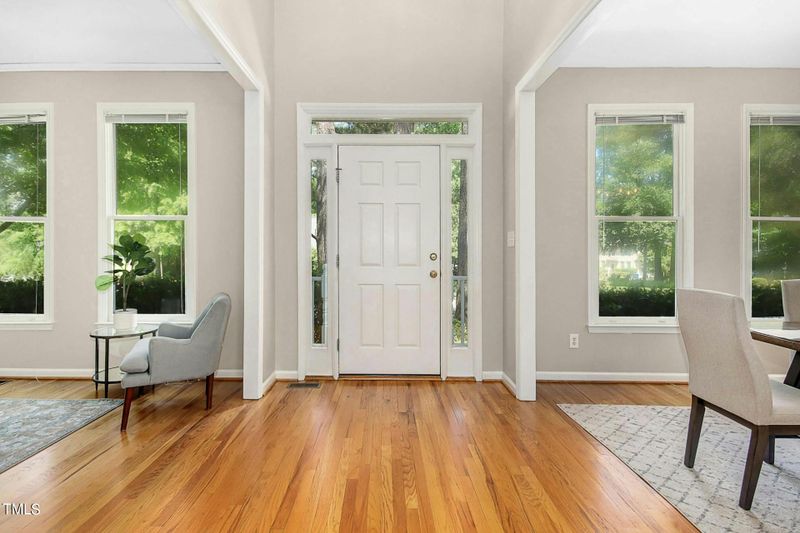 96 Perry Creek Dr, Chapel Hill, NC 27514