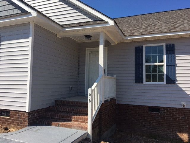 96 Remington Dr, Coats, NC 27521
