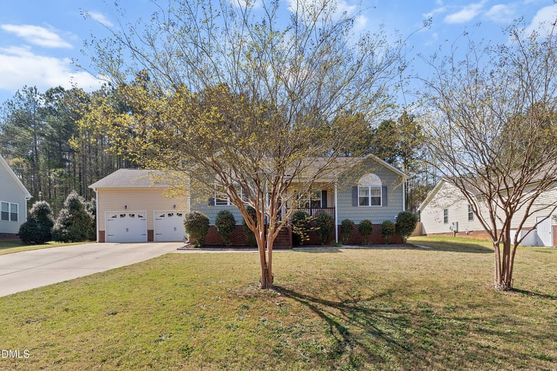 96 Sequoia Dr, Clayton, NC 27527