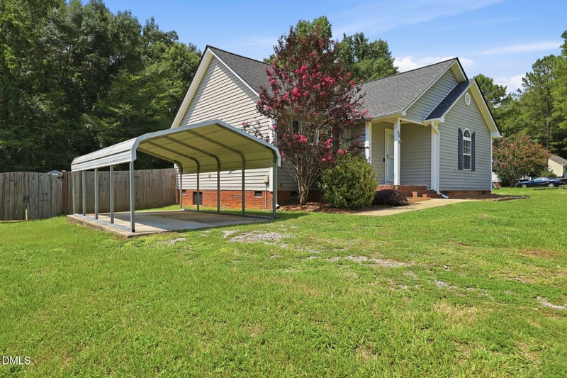 96 Shire Ct, Zebulon, NC 27597