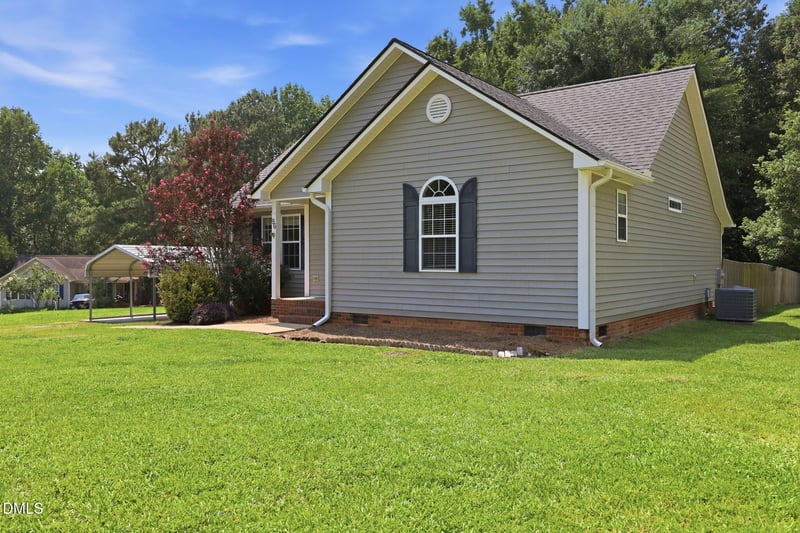 96 Shire Ct, Zebulon, NC 27597