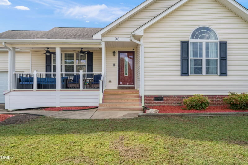 96 Sugarhill Dr, Zebulon, NC 27597