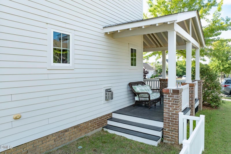 96 Summersweet Ln, Chapel Hill, NC 27516