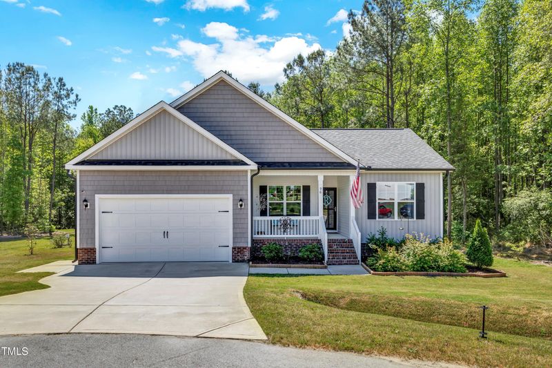 96 Tan Oak Dr, Selma, NC 27576