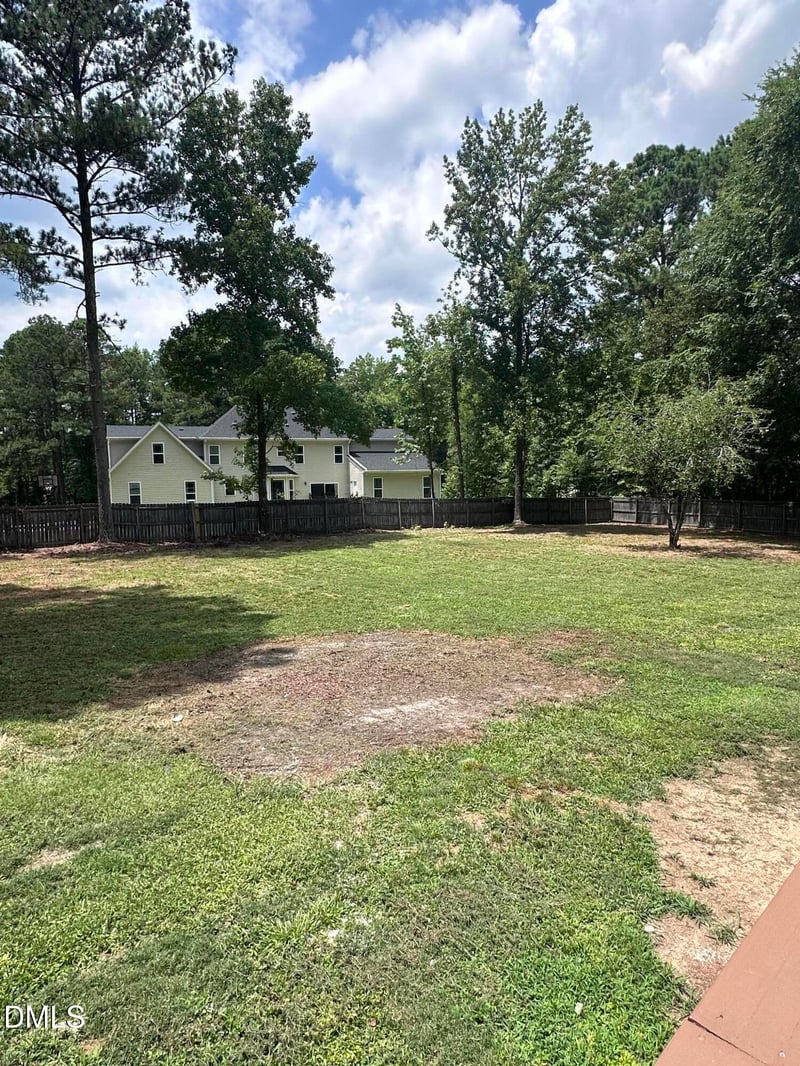 96 Vineyard Dr, Louisburg, NC 27549