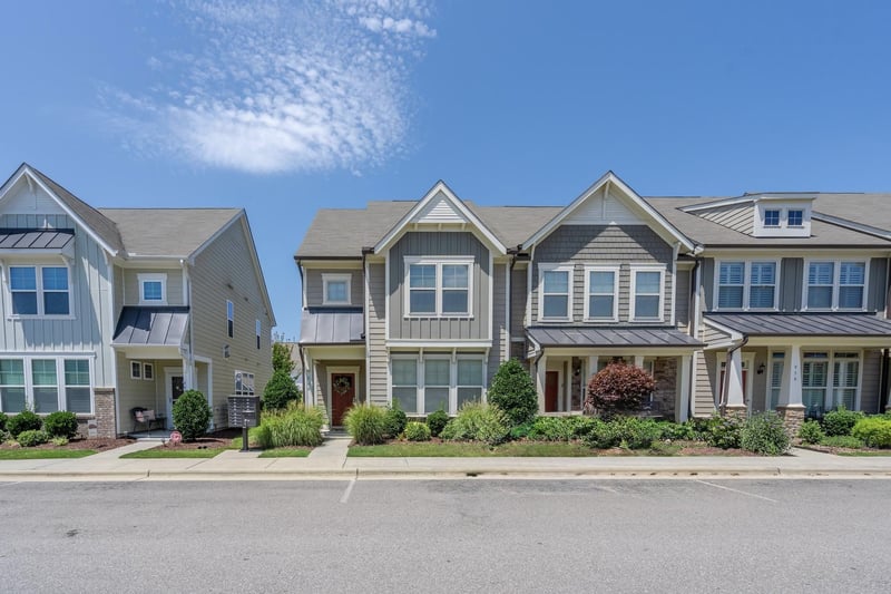 960 Ambergate Station, Apex, NC 27502