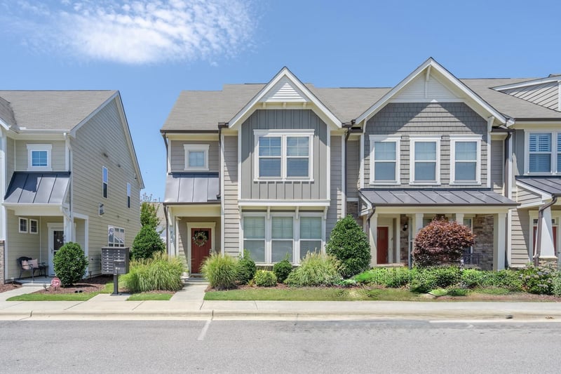960 Ambergate Station, Apex, NC 27502