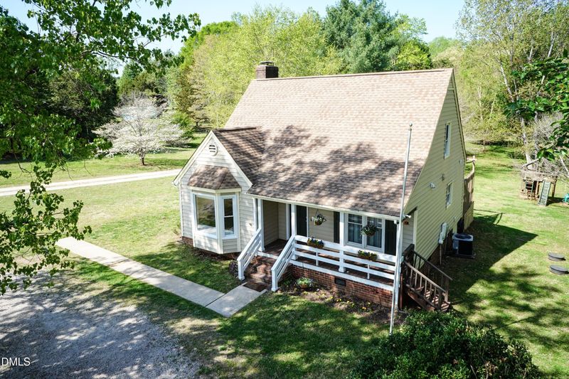 960 Hicks Rd, Youngsville, NC 27596