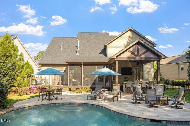 960 Shasta Daisy Dr, Wake Forest, NC 27587