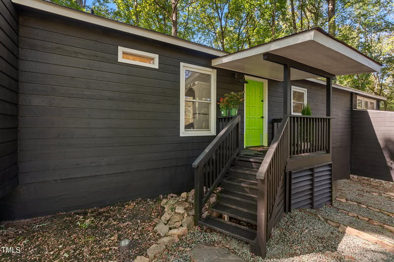 9601 Leslie Dr, Chapel Hill, NC 27516