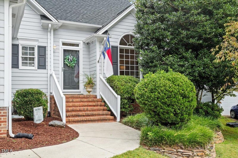 9608 Elham Ct, Raleigh, NC 27615