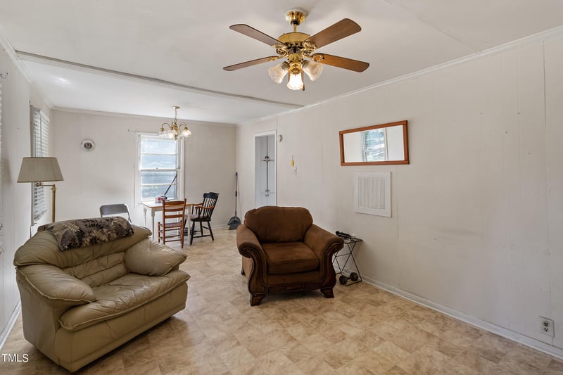 961 Hamlets Chapel Rd, Pittsboro, NC 27312