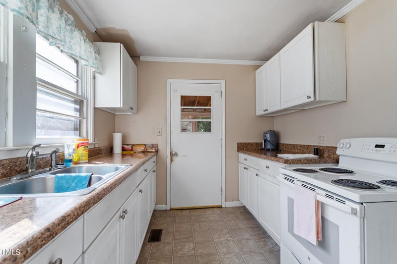 961 Hamlets Chapel Rd, Pittsboro, NC 27312