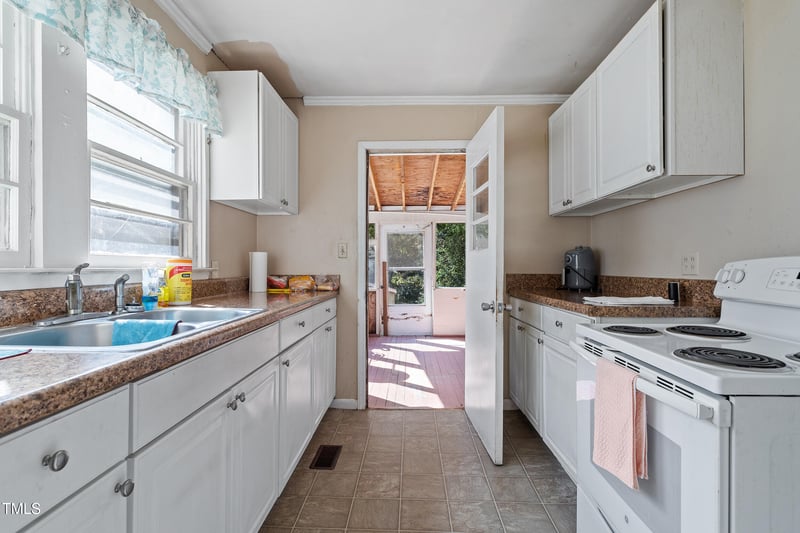 961 Hamlets Chapel Rd, Pittsboro, NC 27312