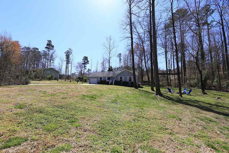 961 Holden Rd, Youngsville, NC 27589
