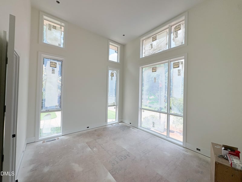 961 Wimbleton Dr, Raleigh, NC 27609