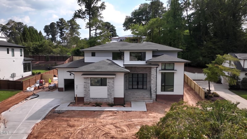 961 Wimbleton Dr, Raleigh, NC 27609