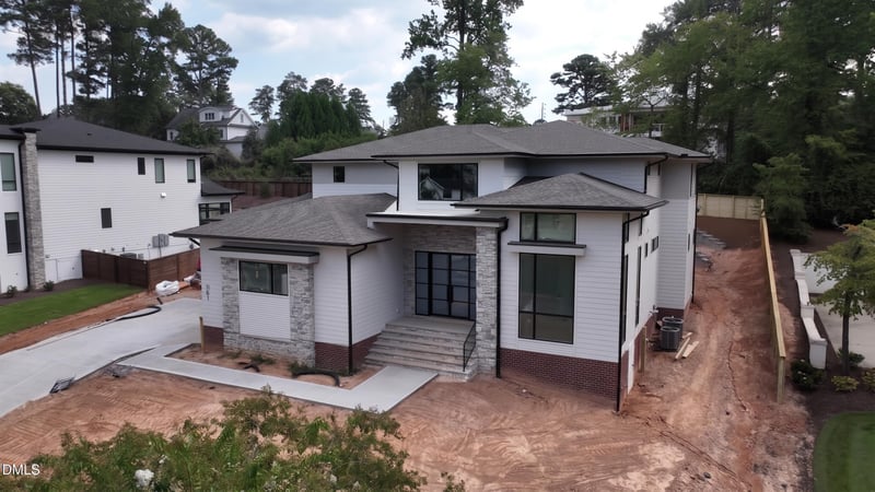 961 Wimbleton Dr, Raleigh, NC 27609