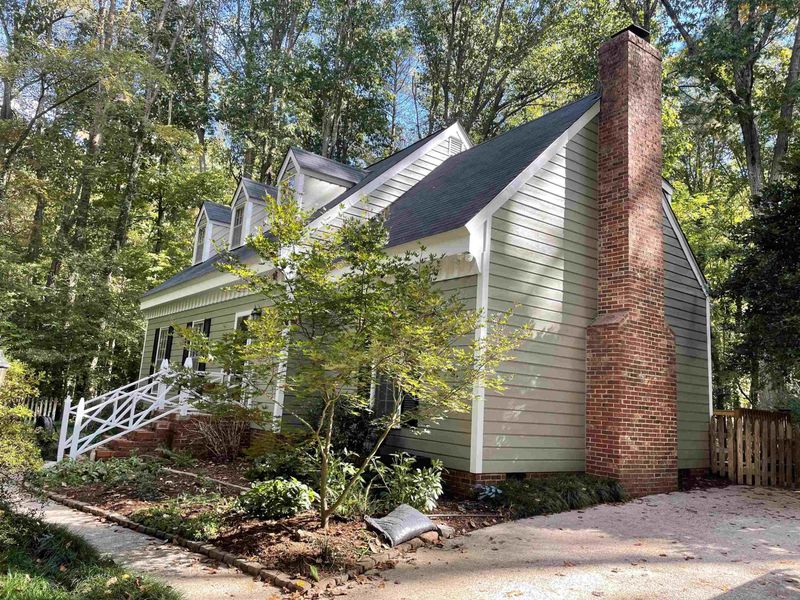 9616 Rock Creek Rd, Raleigh, NC 27613