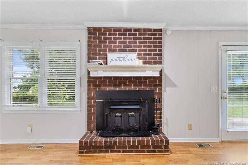 962 Dandridge Dr, Fayetteville, NC 28303
