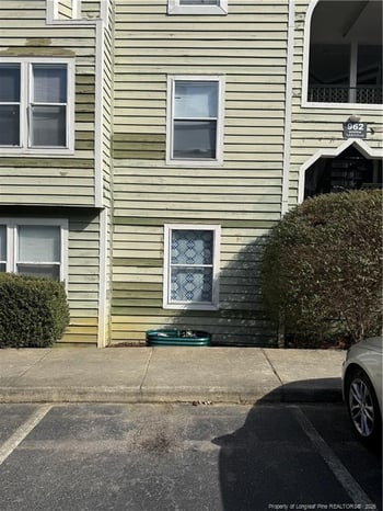 962 Stewarts Creek Dr #1, Fayetteville, NC 28314