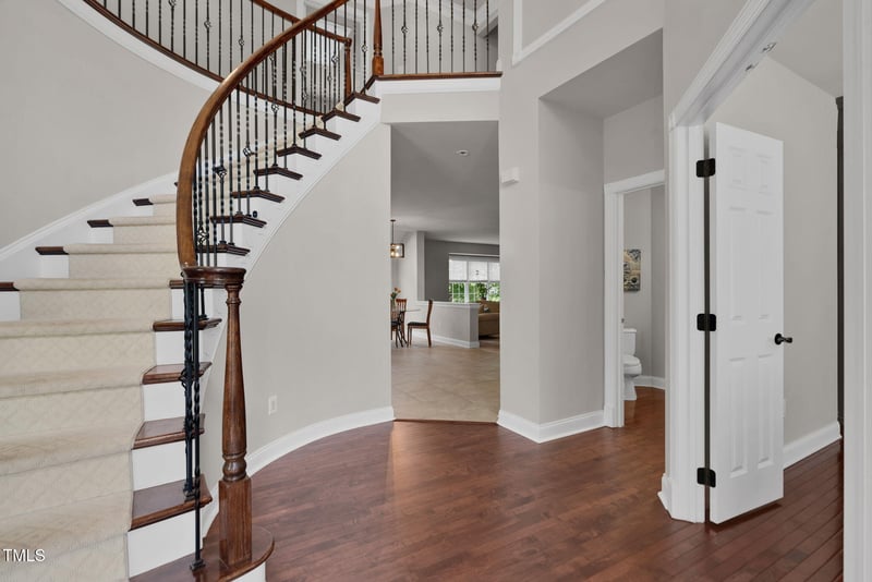 9639 Clubvalley Way, Raleigh, NC 27617