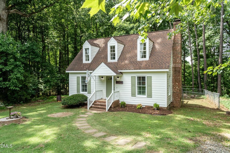 964 Hicks Rd, Youngsville, NC 27596